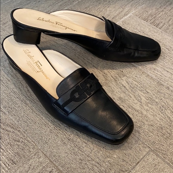 salvatore ferragamo mules